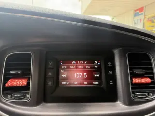 2016 Dodge Charger SE