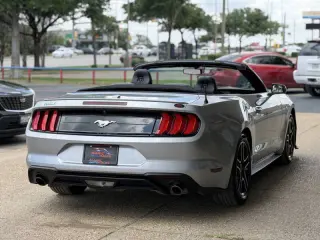 2020 Ford Mustang EcoBoost