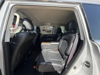 2017 Infiniti QX80