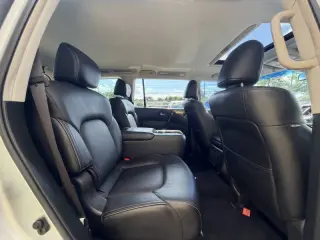 2017 Infiniti QX80