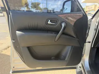 2017 Infiniti QX80