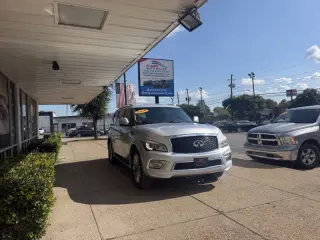 2017 Infiniti QX80