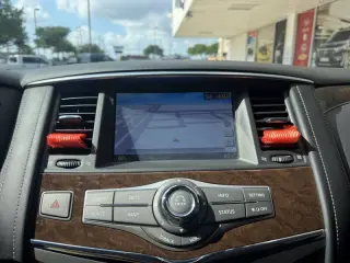 2017 Infiniti QX80