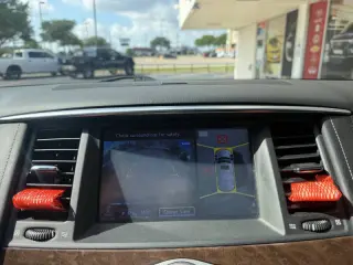 2017 Infiniti QX80