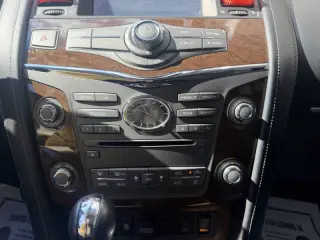 2017 Infiniti QX80