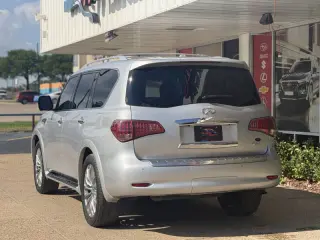 2017 Infiniti QX80