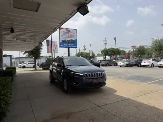 2020 Jeep Cherokee