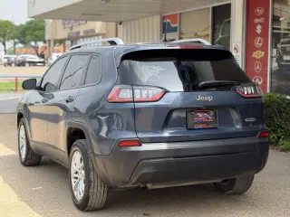2020 Jeep Cherokee