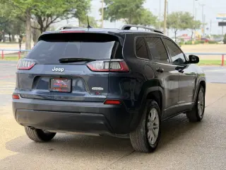 2020 Jeep Cherokee