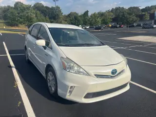 2013 Toyota Prius v
