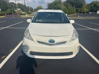 2013 Toyota Prius v