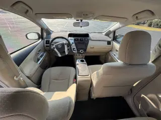 2013 Toyota Prius v