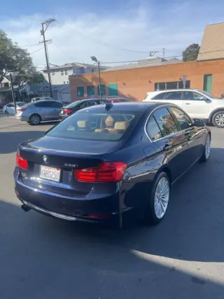 2012 BMW 3 Series 328i