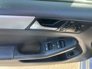2011 Volkswagen Jetta SEL PZEV