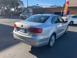 2011 Volkswagen Jetta SEL PZEV