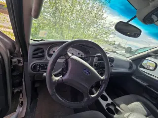2005 Ford Explorer Sport Trac