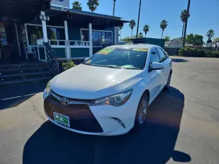 2015 Toyota Camry SE
