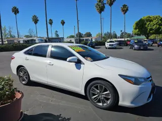 2015 Toyota Camry SE