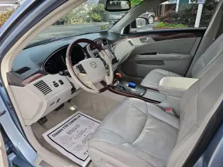 2011 Toyota Avalon