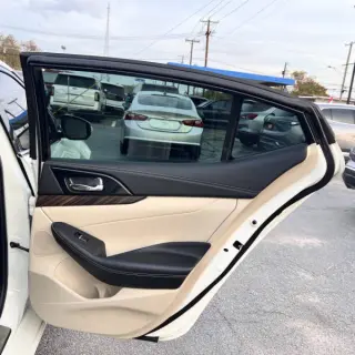 2017 Nissan Maxima
