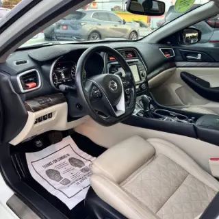 2017 Nissan Maxima