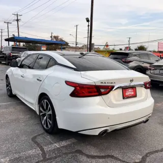 2017 Nissan Maxima