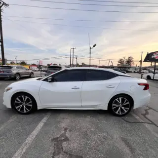 2017 Nissan Maxima