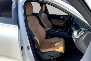Volvo XC60 2019 T5 Inscription 4dr SUV