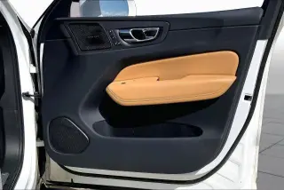 Volvo XC60 2019 T5 Inscription 4dr SUV