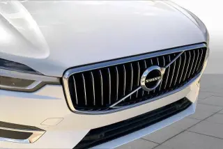 Volvo XC60 2019 T5 Inscription 4dr SUV