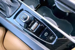Volvo XC60 2019 T5 Inscription 4dr SUV