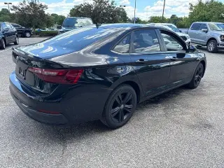 Volkswagen Jetta 2024 SE 4dr Sedan