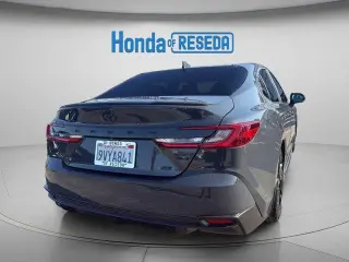 Toyota Camry 2025 SE 4dr Sedan