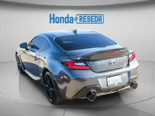 Toyota GR86 2023 Premium 2dr Coupe 6M