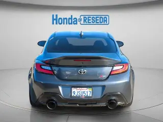 Toyota GR86 2023 Premium 2dr Coupe 6M