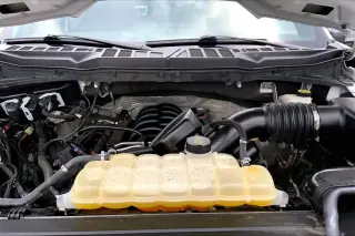 Ford F-150 2023 4x4 Lariat 4dr SuperCrew 5.5 ft. SB