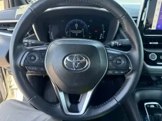 Toyota Corolla 2024 XSE 4dr Sedan