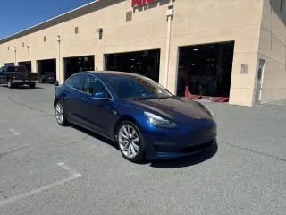 Tesla Model 3 2018 AWD Performance 4dr Fastback