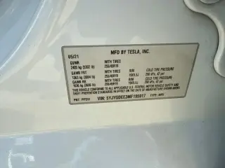 Tesla Model Y 2021 AWD Long Range 4dr Crossover