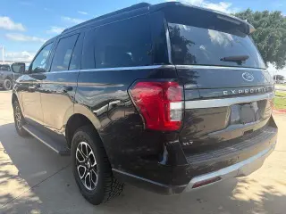 Ford Expedition 2024 4x4 XLT 4dr SUV