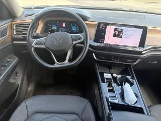 Volkswagen Atlas 2024 AWD SE 4Motion 4dr SUV w/Technology
