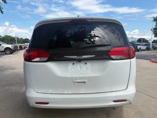 Chrysler Voyager 2023 LX 4dr Mini-Van