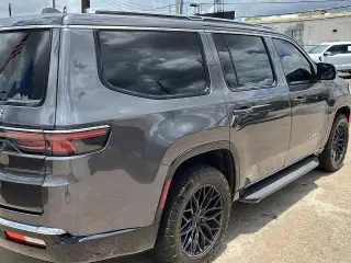 Jeep Wagoneer 2023 4x2 Carbide 4dr SUV
