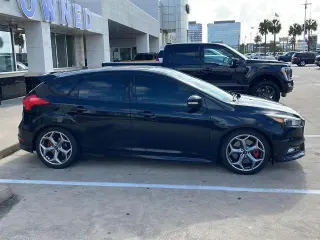 Ford Focus 2017 ST 4dr Hatchback