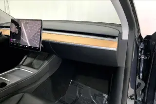 Tesla Model Y 2024 AWD Long Range 4dr Crossover