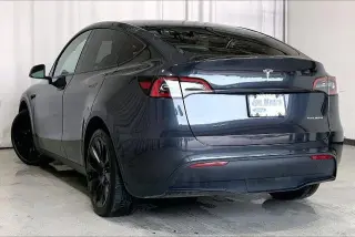 Tesla Model Y 2024 AWD Long Range 4dr Crossover