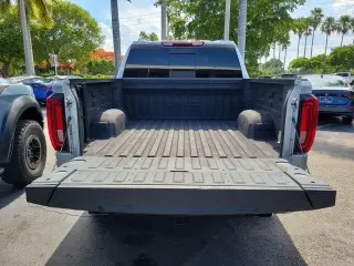 GMC Sierra 1500 2022 4x4 SLT 4dr Crew Cab 5.8 ft. SB