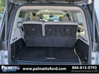 Jeep Wagoneer 2022 4x2 Series II Carbide 4dr SUV