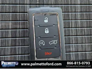Jeep Wagoneer 2022 4x2 Series II Carbide 4dr SUV