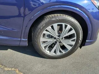 Audi Q4 e-tron 2023 Premium Plus 40 4dr SUV